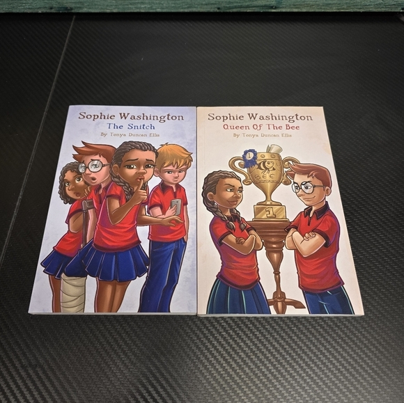 Sophie Washington chapter books 1 and 2 queen of the bee, the snitch - Picture 1 of 7